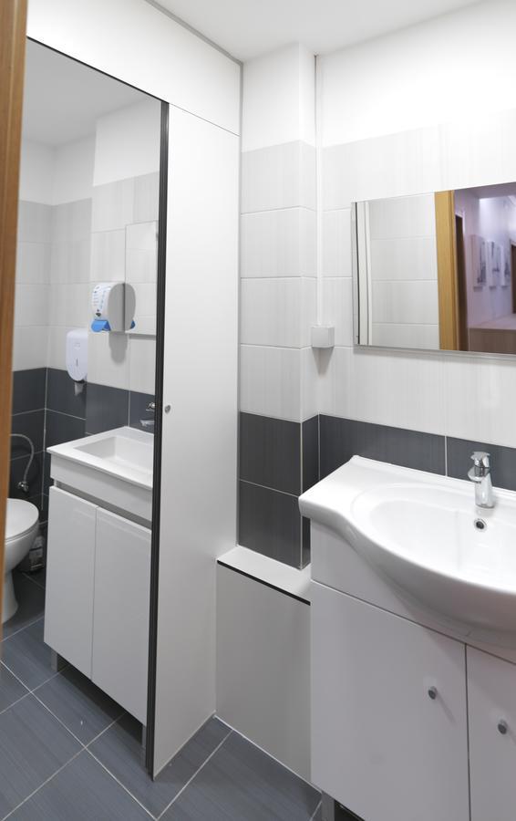Alunni Stacc Guesthouse Lisboa Ngoại thất bức ảnh