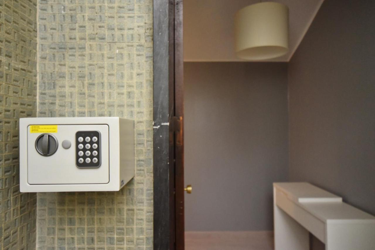 Alunni Stacc Guesthouse Lisboa Ngoại thất bức ảnh